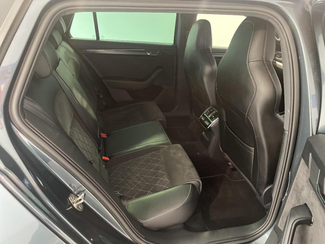 Photo '20' of Skoda Superb