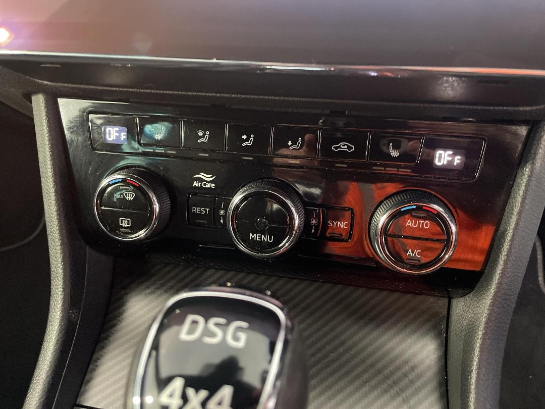 Photo '31' of Skoda Superb