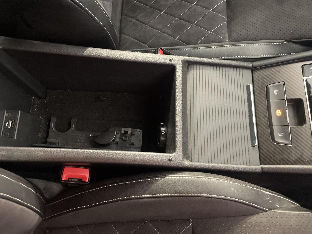 Photo '33' of Skoda Superb