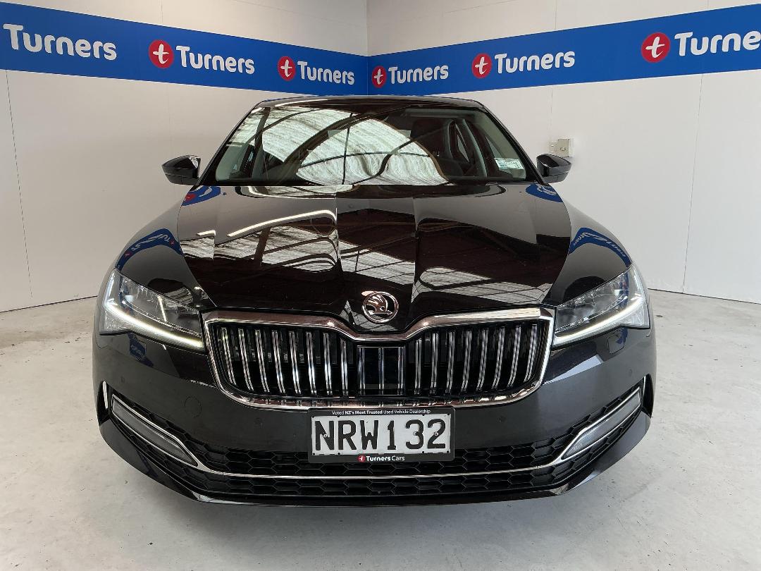 Photo '2' of Skoda Superb