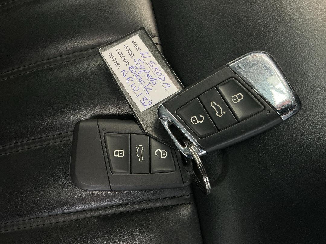 Photo '22' of Skoda Superb