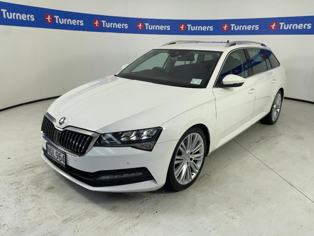 Photo '4' of Skoda Superb