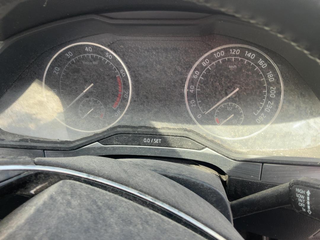 Photo '11' of Skoda Superb WGN Ambition 162KW