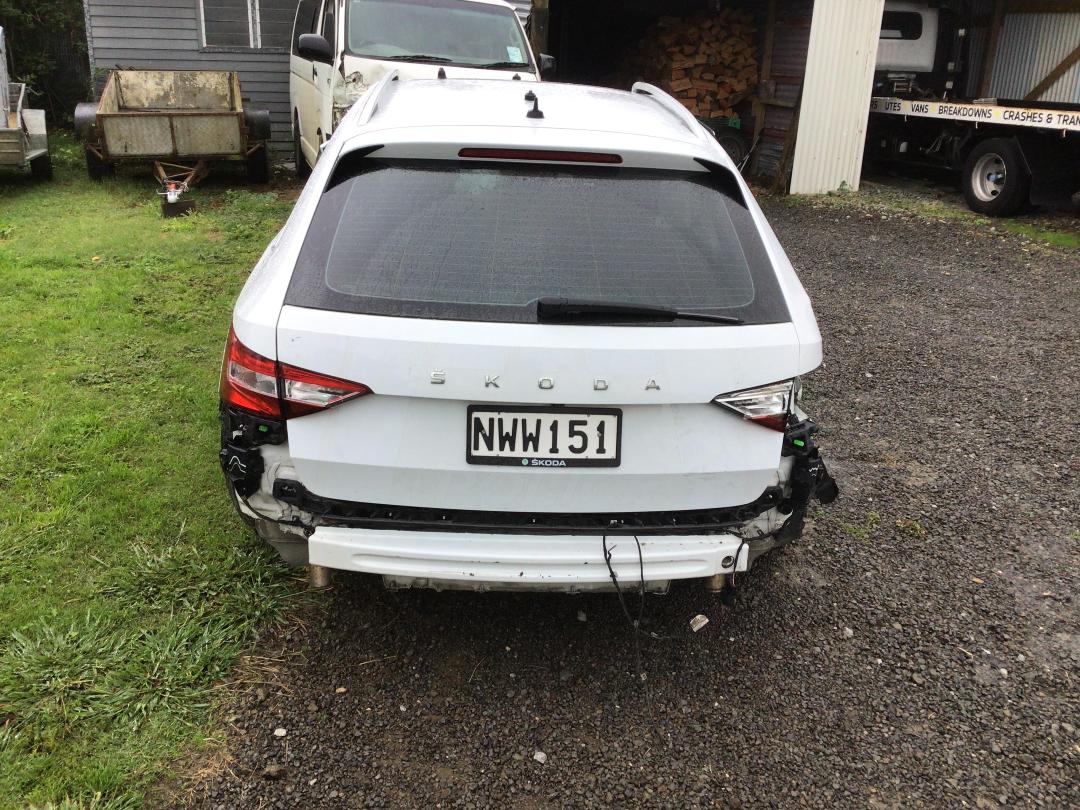 Photo '3' of Skoda Superb WGN Ambition 162KW