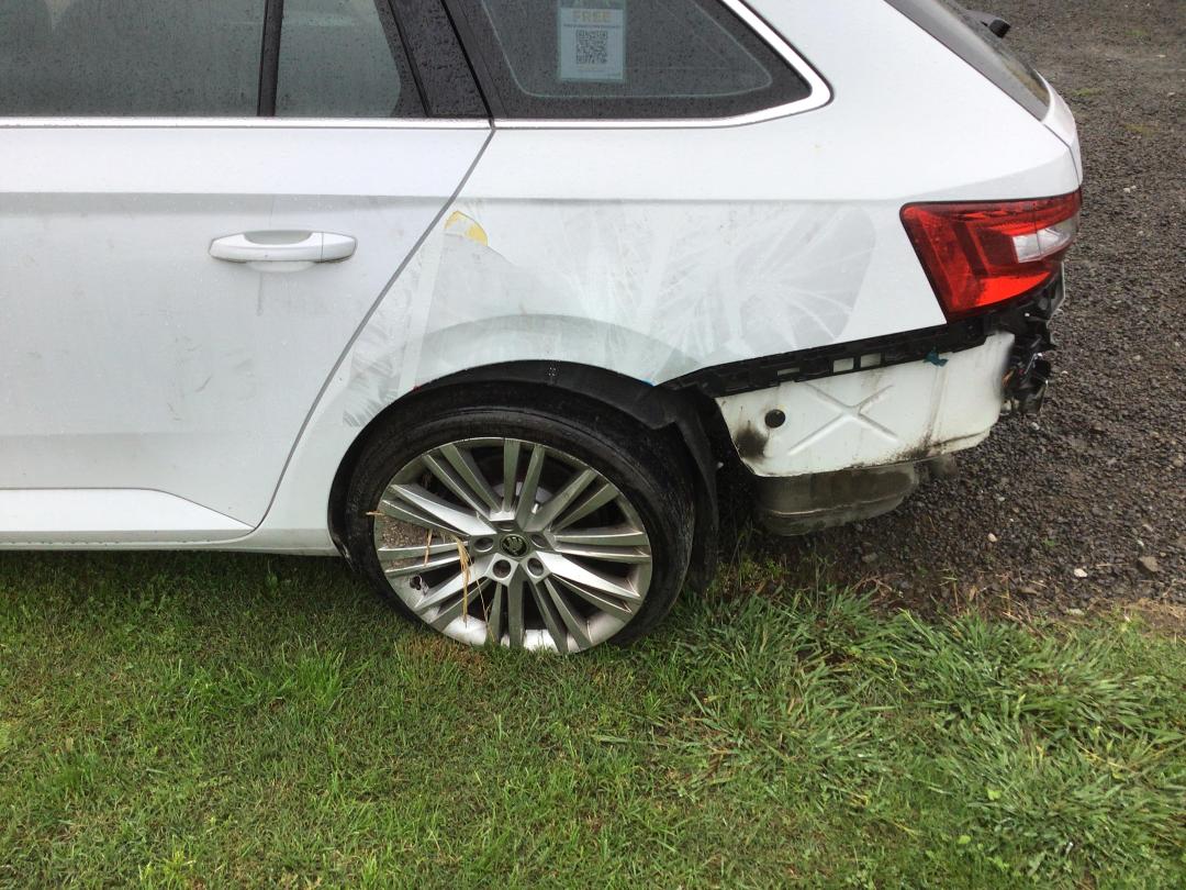 Photo '6' of Skoda Superb WGN Ambition 162KW