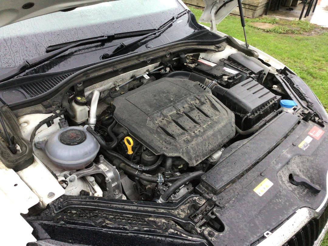 Photo '19' of Skoda Superb WGN Ambition 162KW