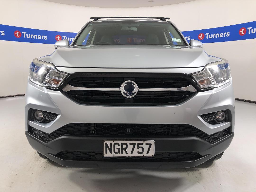 Photo '2' of Ssangyong Rhino