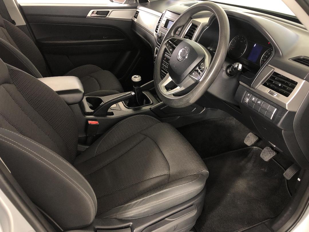 Photo '16' of Ssangyong Rhino