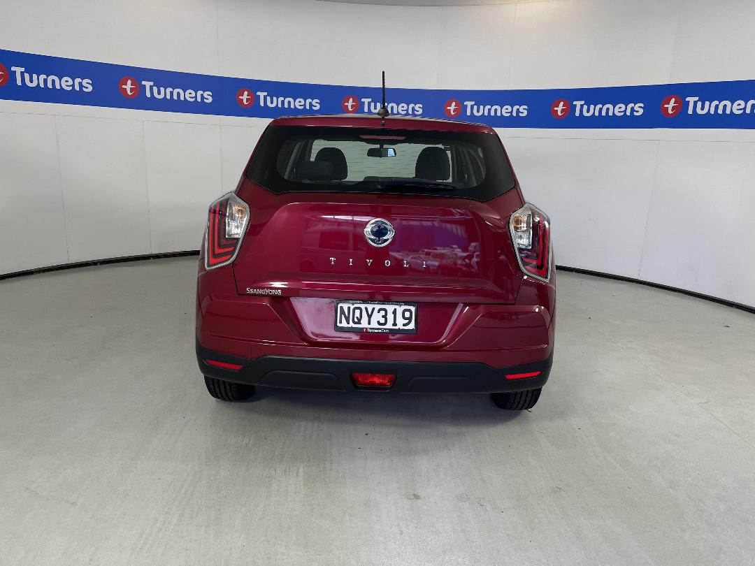 Photo '6' of Ssangyong Tivoli Photo '6' of Ssangyong Tivoli