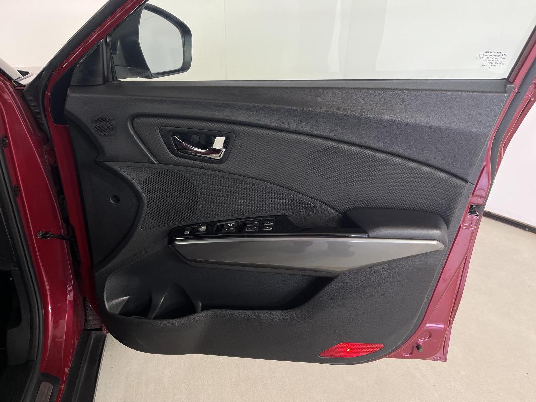 Photo '15' of Ssangyong Tivoli Photo '15' of Ssangyong Tivoli