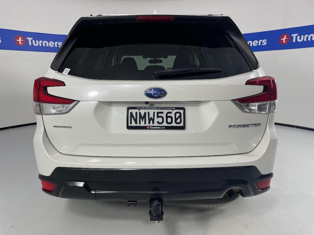 Photo '6' of Subaru Forester