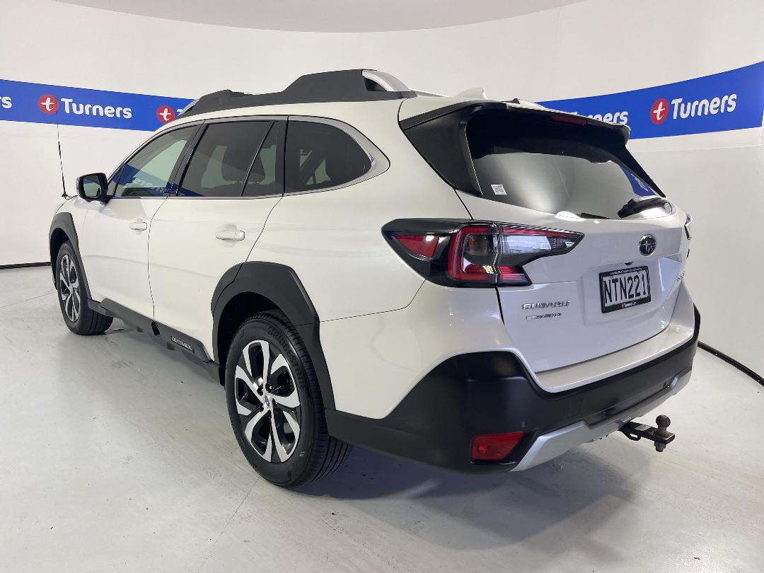 Photo '5' of Subaru Outback Photo '5' of Subaru Outback