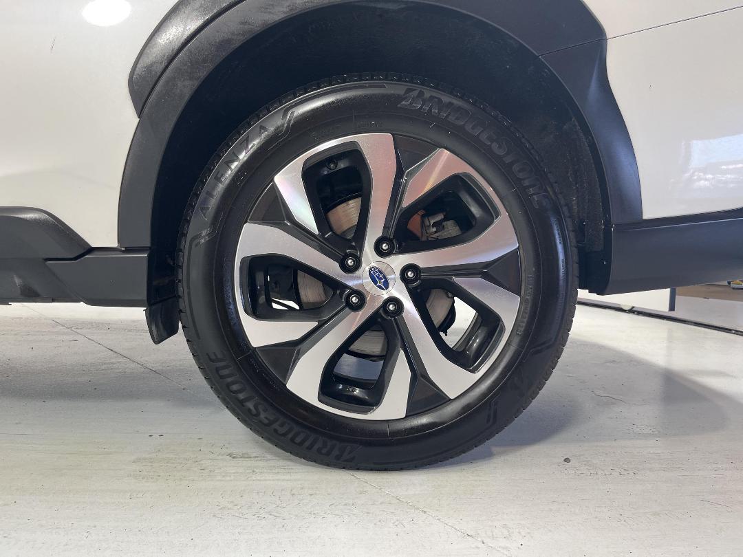 Photo '11' of Subaru Outback Photo '11' of Subaru Outback