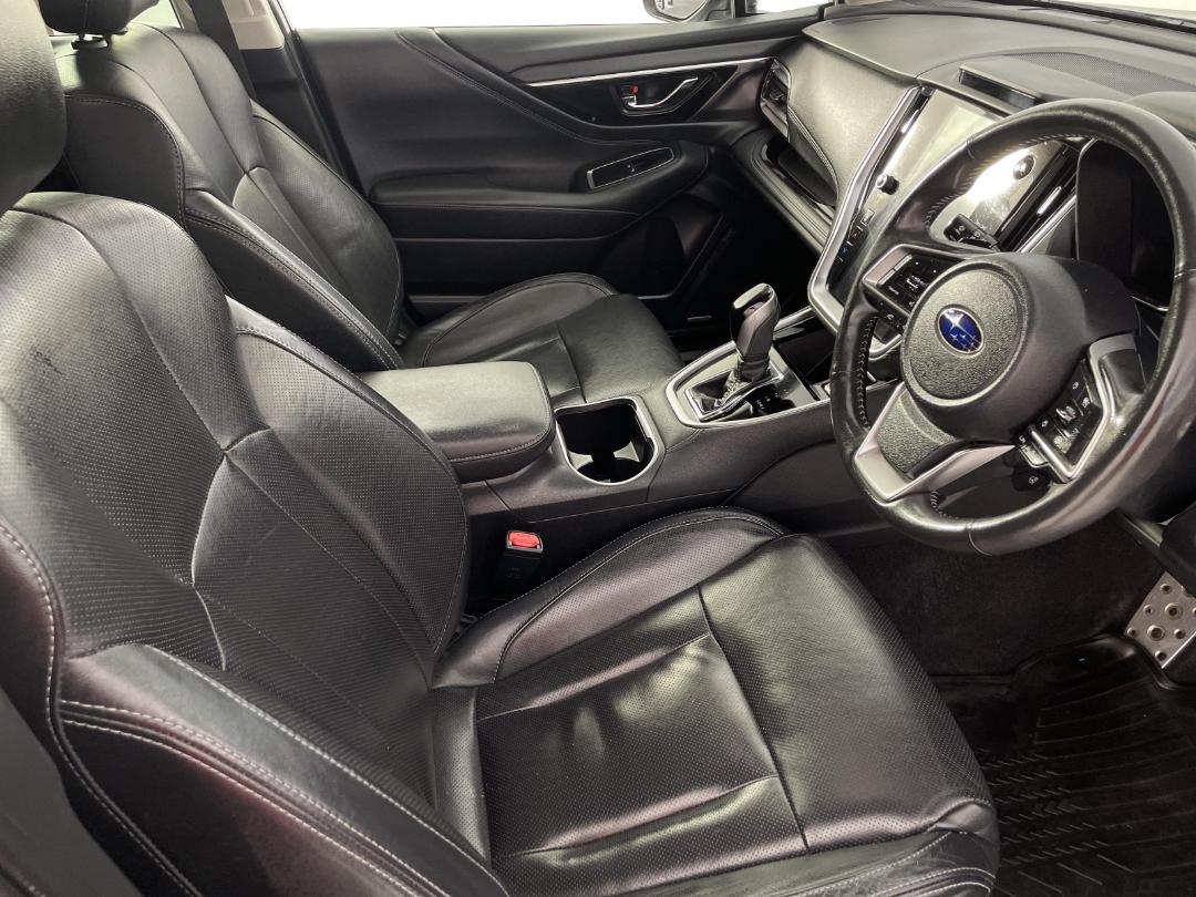 Photo '16' of Subaru Outback Photo '16' of Subaru Outback