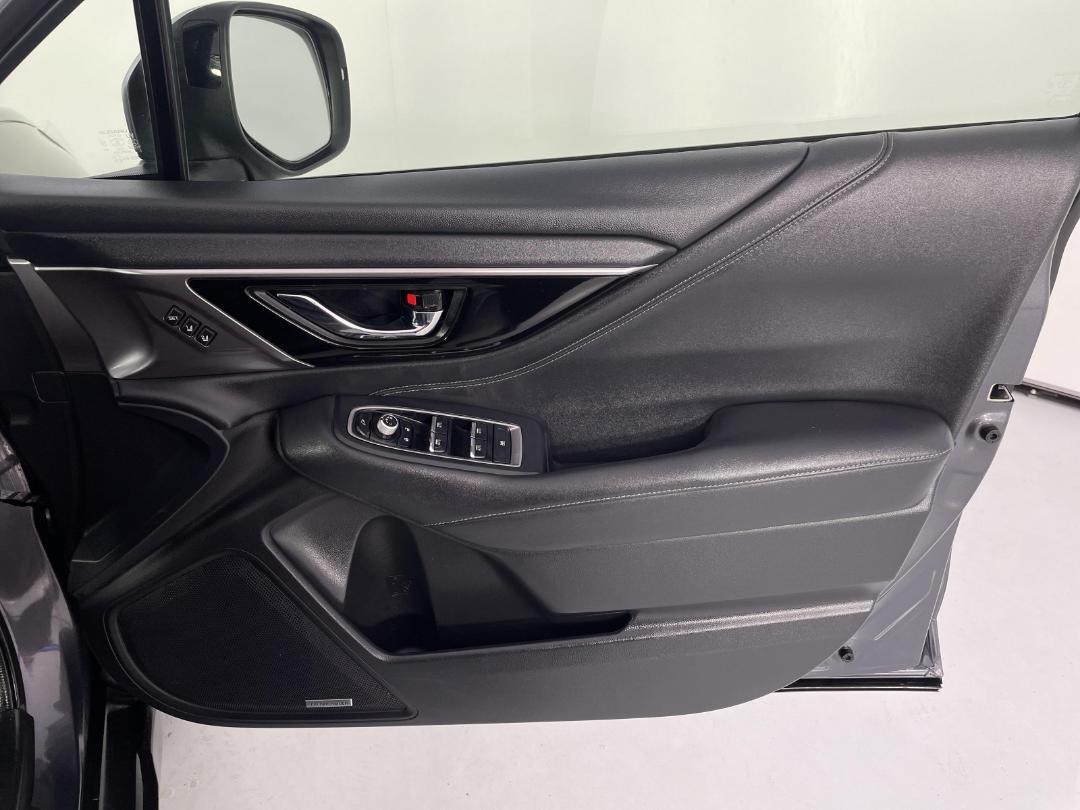 Photo '15' of Subaru Outback Photo '15' of Subaru Outback