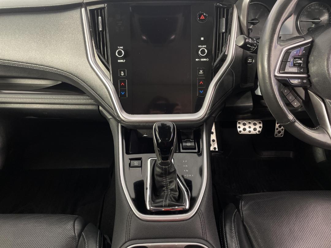 Photo '18' of Subaru Outback Photo '18' of Subaru Outback