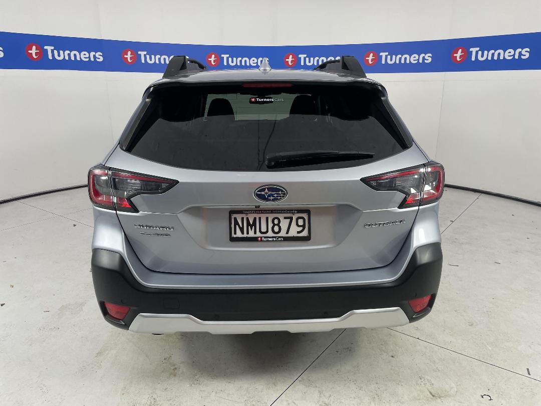 Photo '6' of Subaru Outback