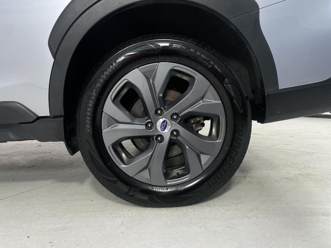 Photo '11' of Subaru Outback