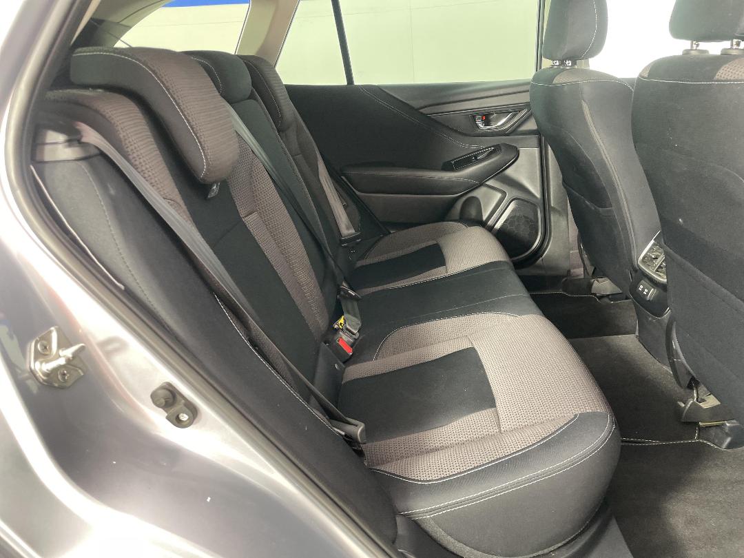 Photo '20' of Subaru Outback