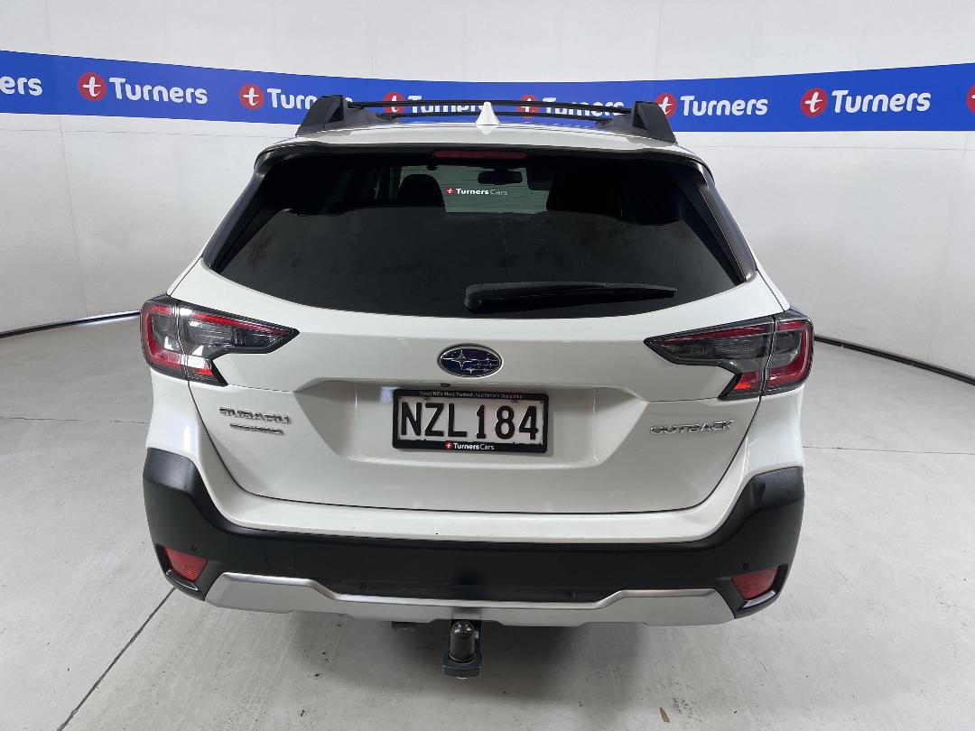 Photo '6' of Subaru Outback Photo '6' of Subaru Outback