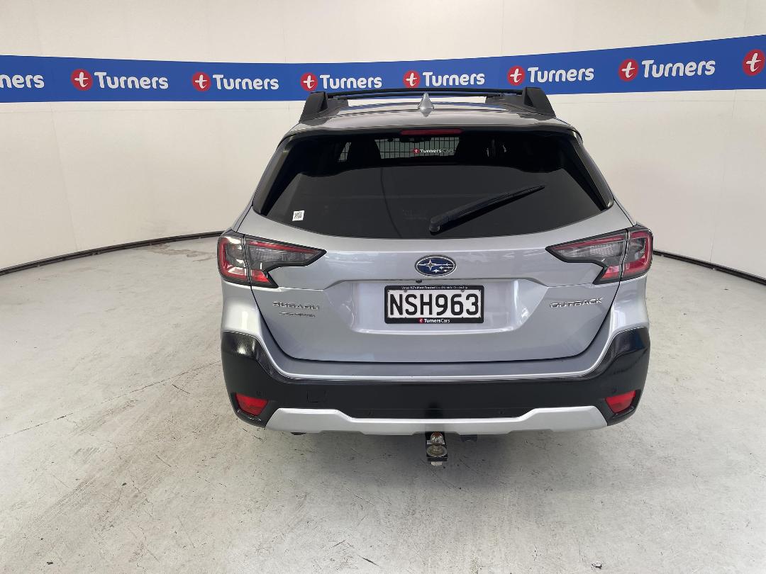 Photo '6' of Subaru Outback Photo '6' of Subaru Outback