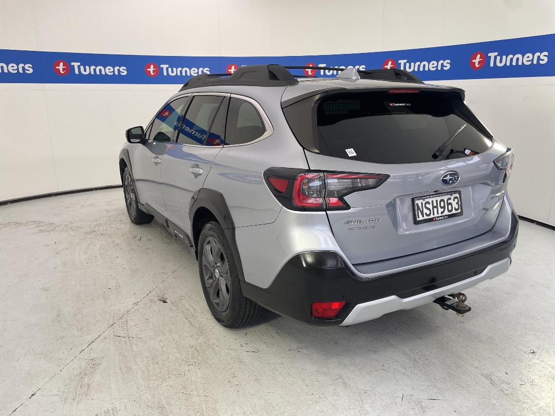 Photo '5' of Subaru Outback Photo '5' of Subaru Outback