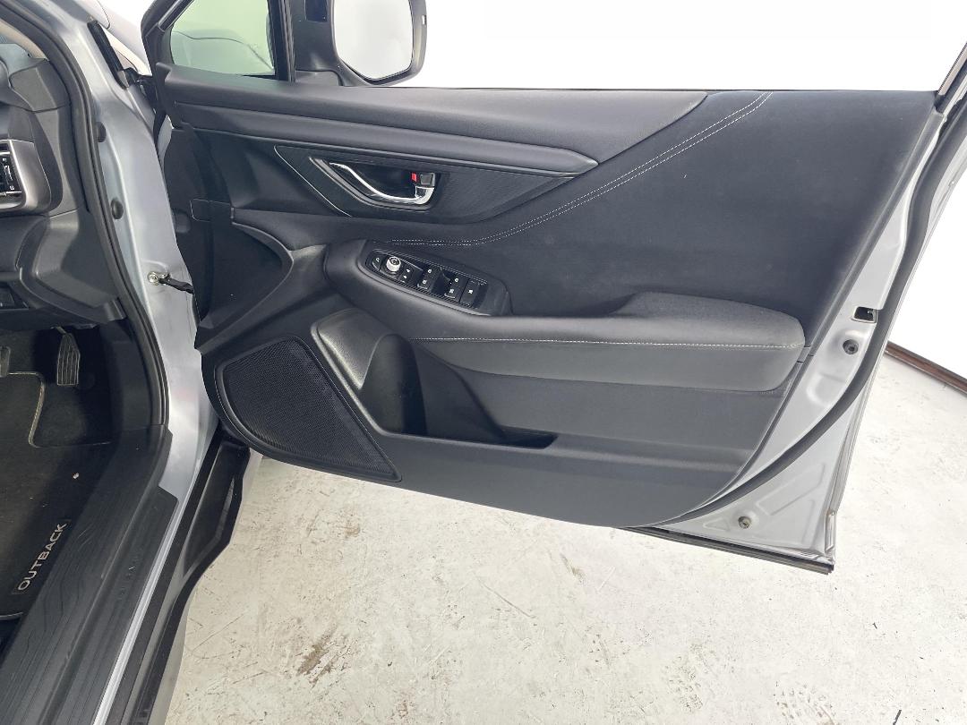 Photo '15' of Subaru Outback Photo '15' of Subaru Outback