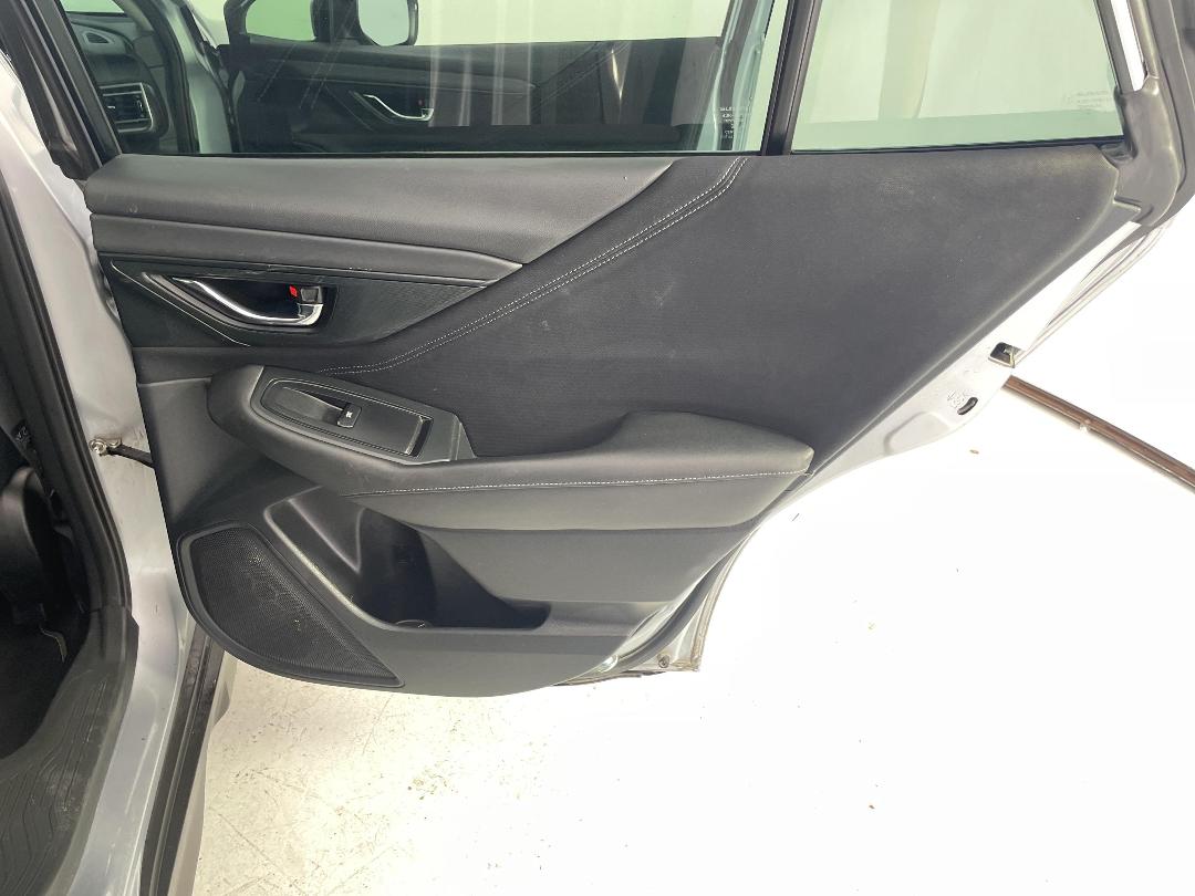 Photo '19' of Subaru Outback Photo '19' of Subaru Outback