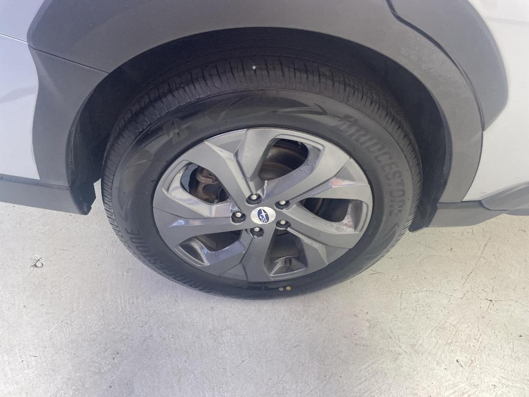 Photo '12' of Subaru Outback