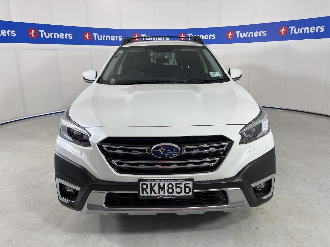 Photo '2' of Subaru Outback