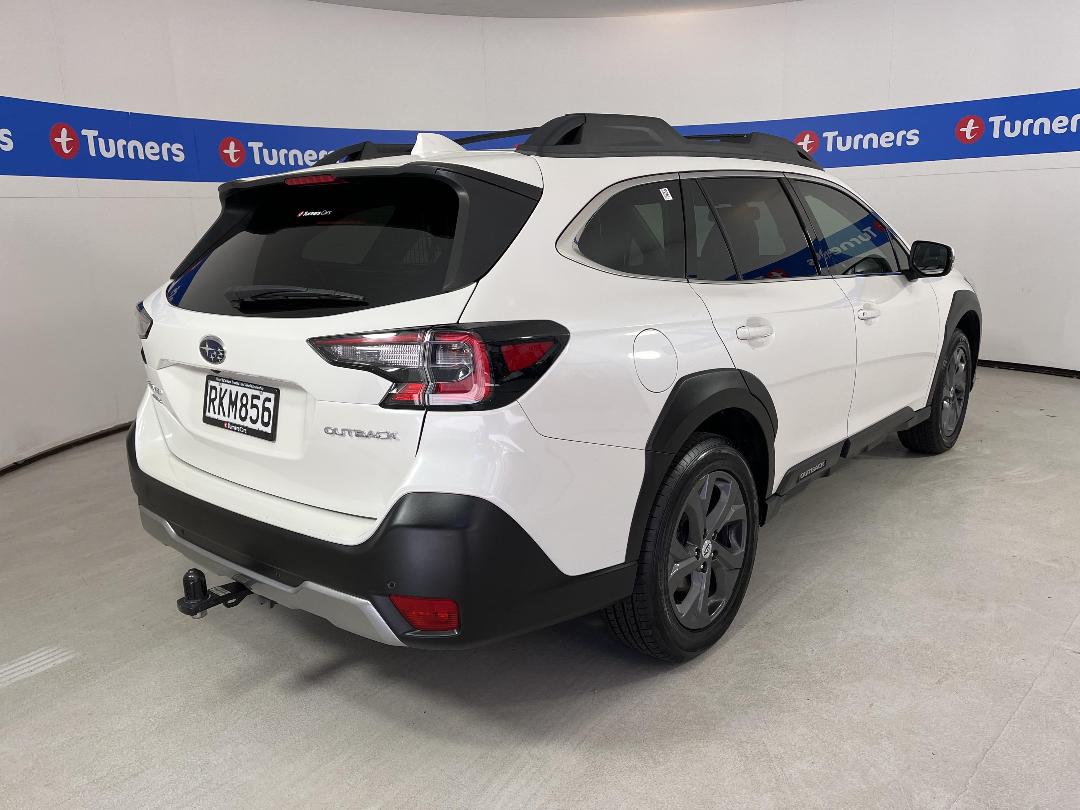 Photo '7' of Subaru Outback