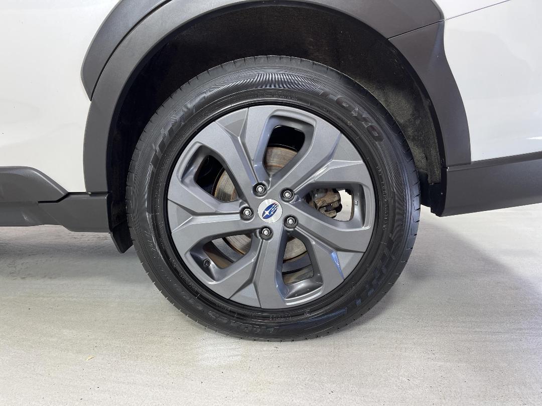 Photo '11' of Subaru Outback