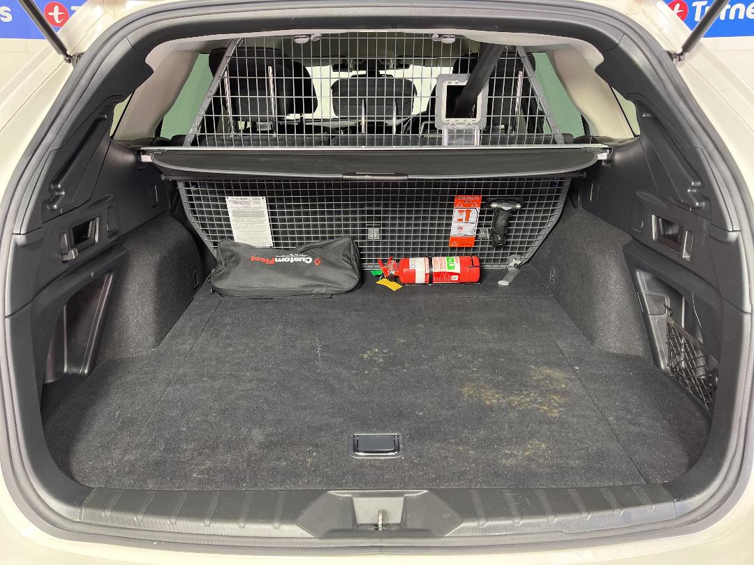 Photo '14' of Subaru Outback