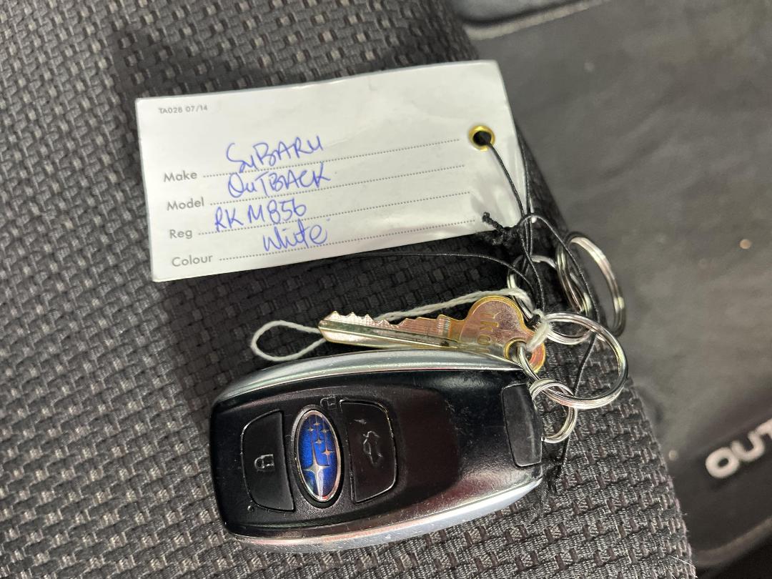 Photo '22' of Subaru Outback