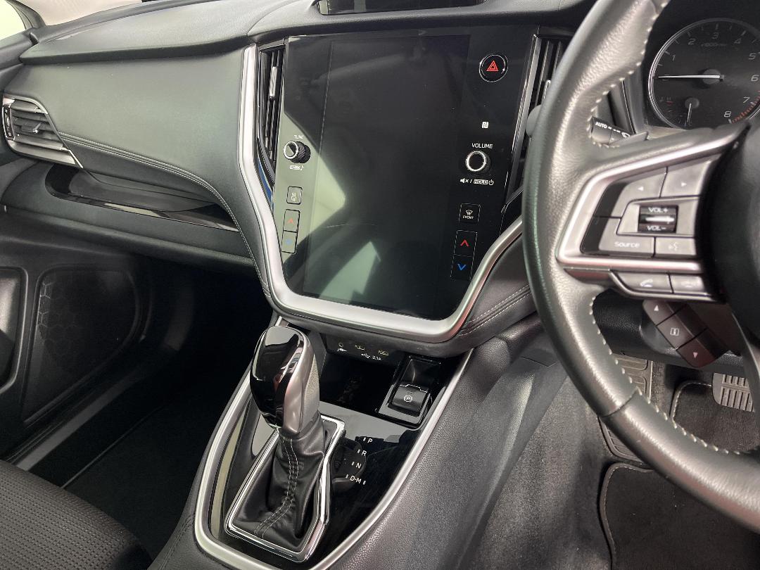 Photo '18' of Subaru Outback