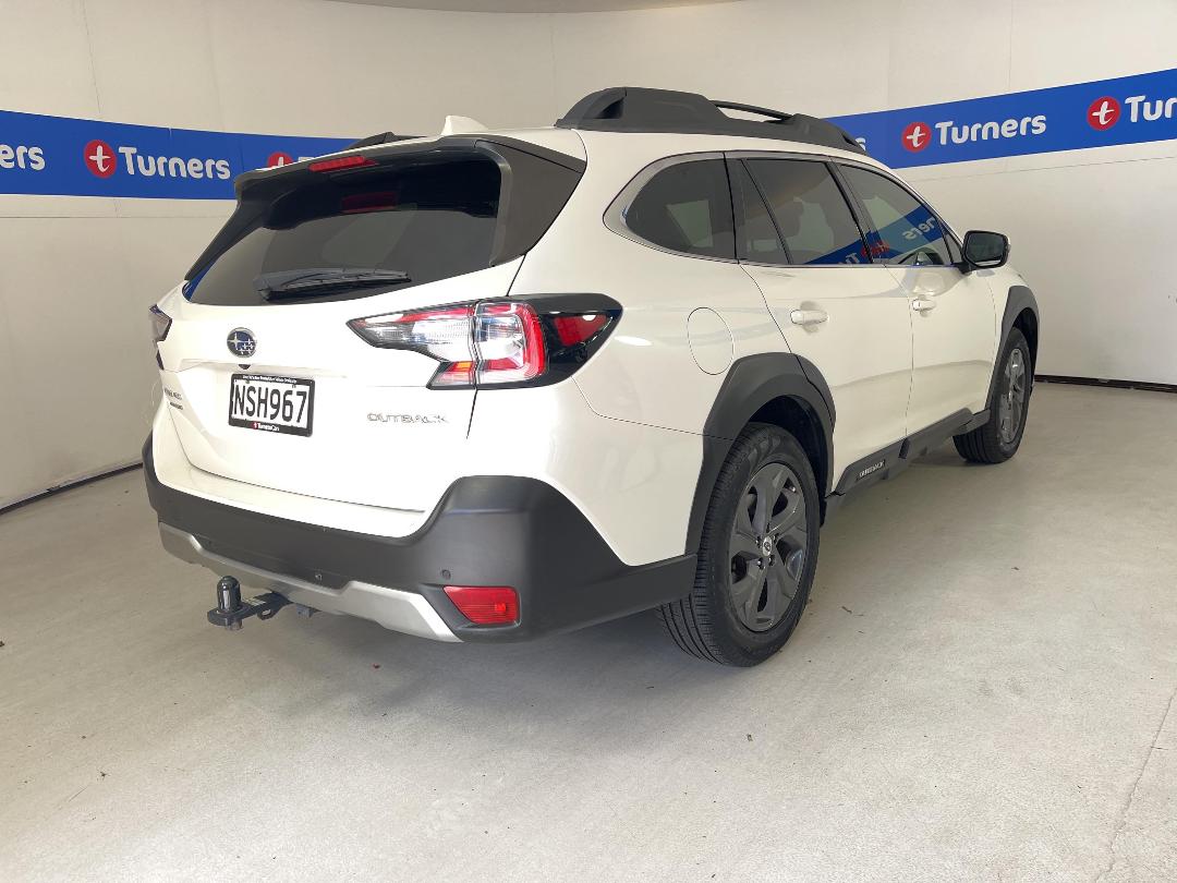 Photo '7' of Subaru Outback Photo '7' of Subaru Outback