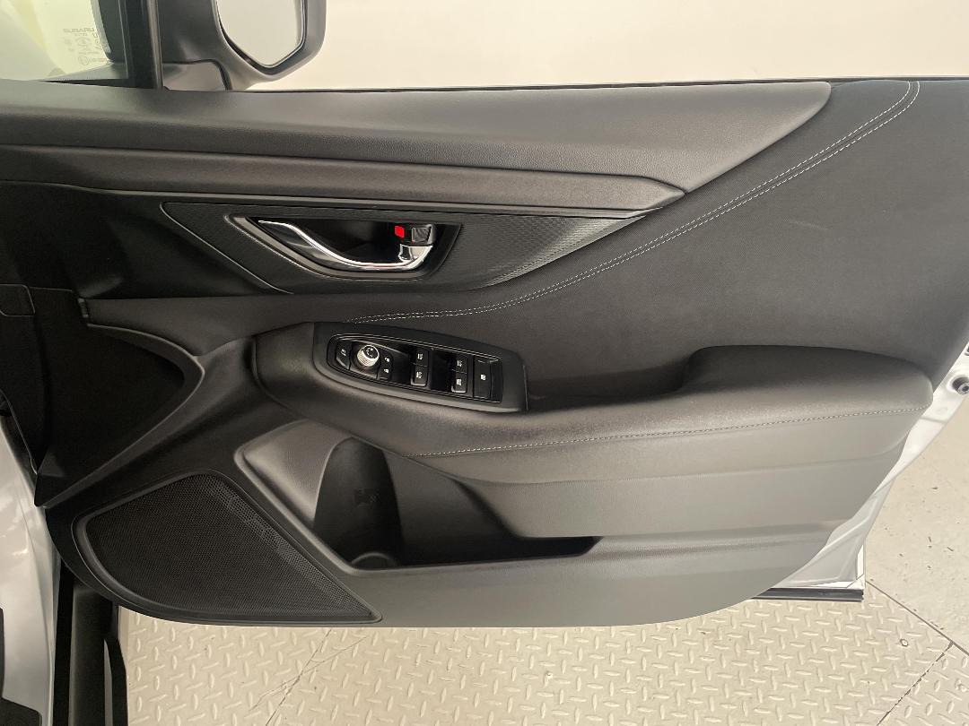 Photo '15' of Subaru Outback