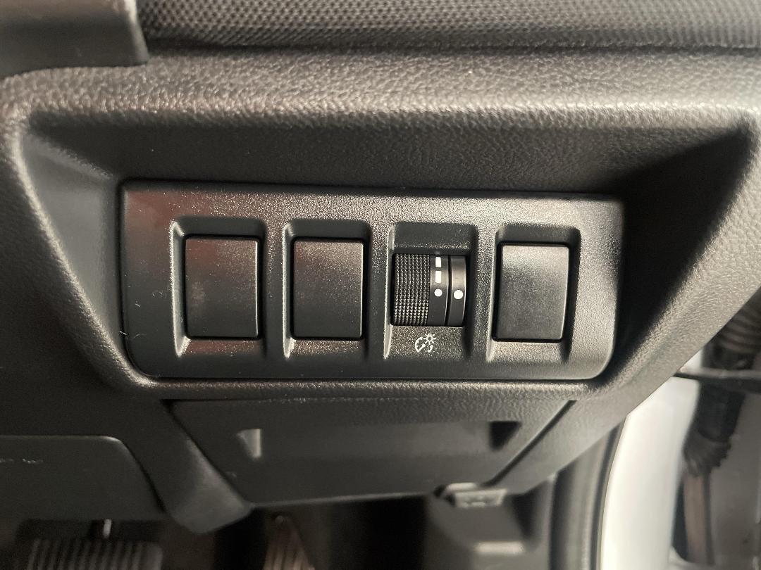 Photo '25' of Subaru Outback