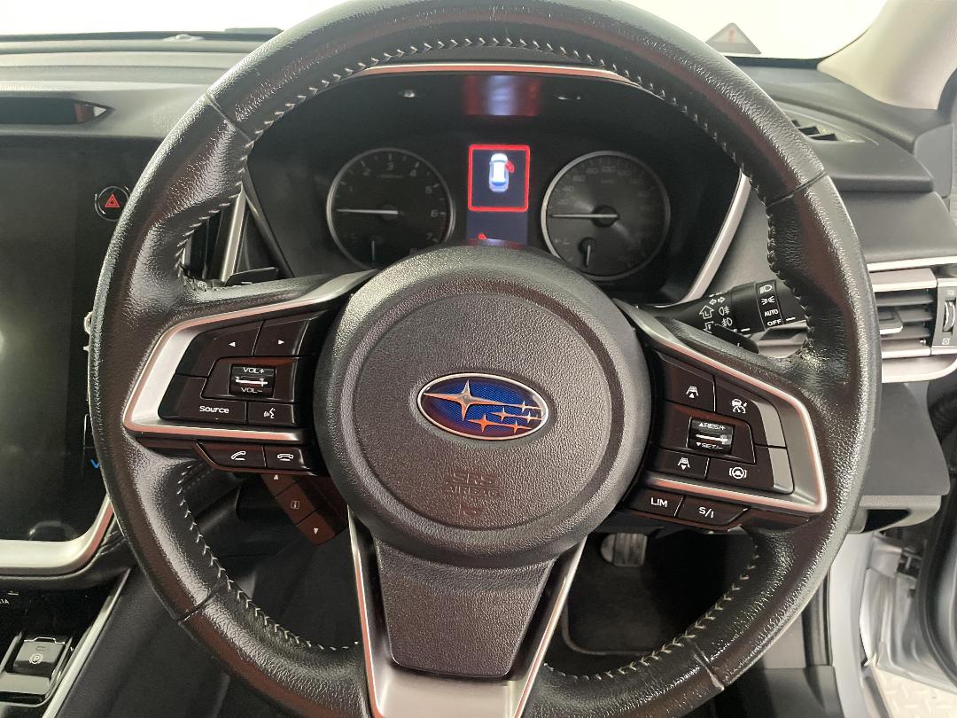 Photo '28' of Subaru Outback