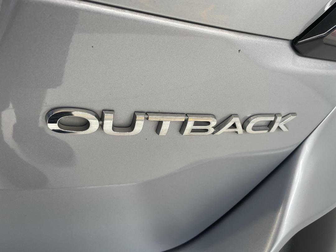 Photo '36' of Subaru Outback