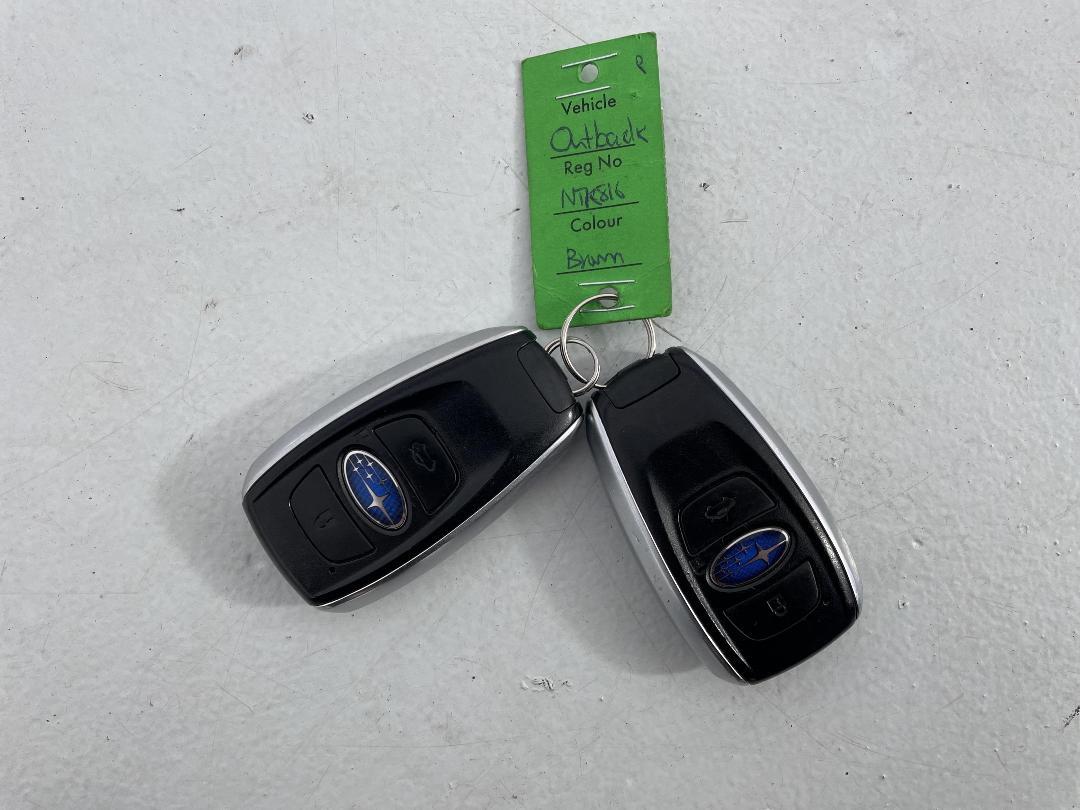 Photo '22' of Subaru Outback