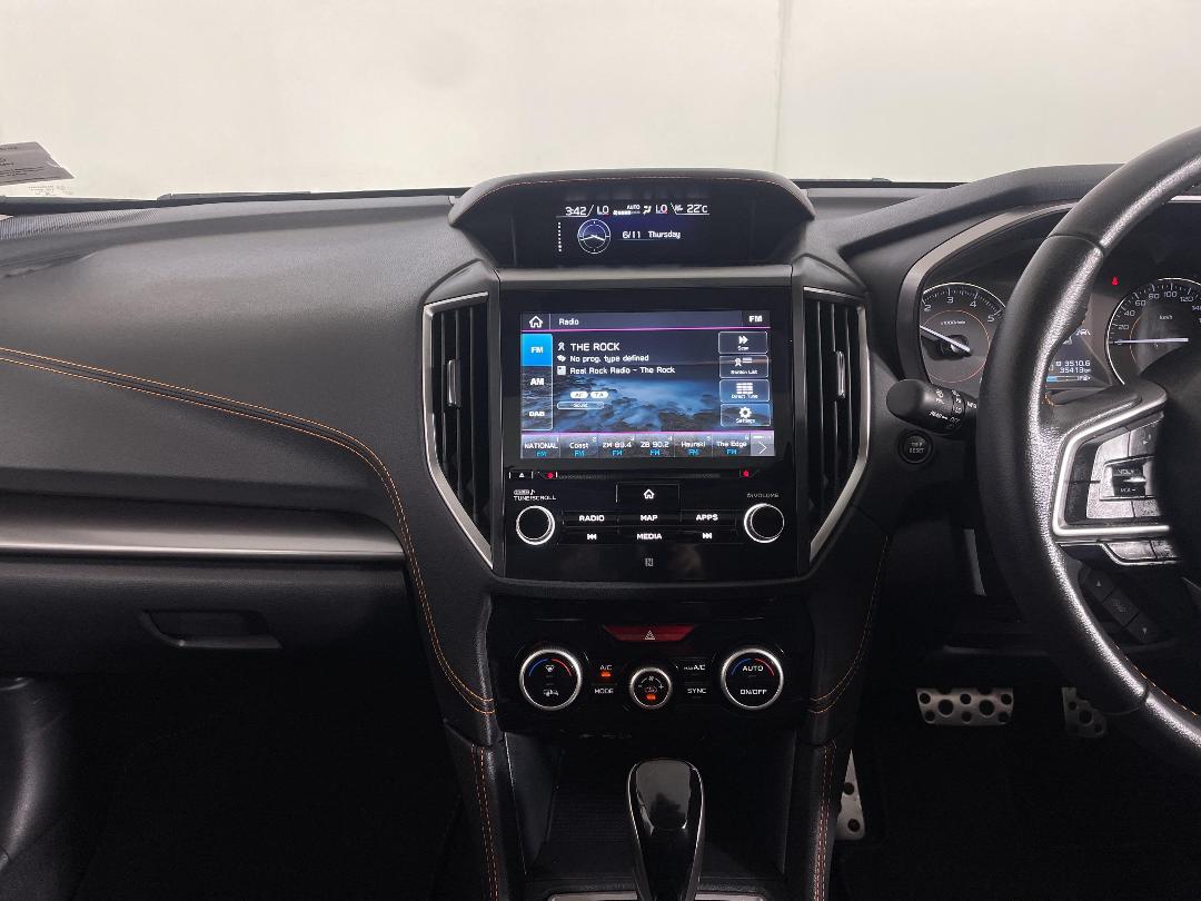 Photo '18' of Subaru XV