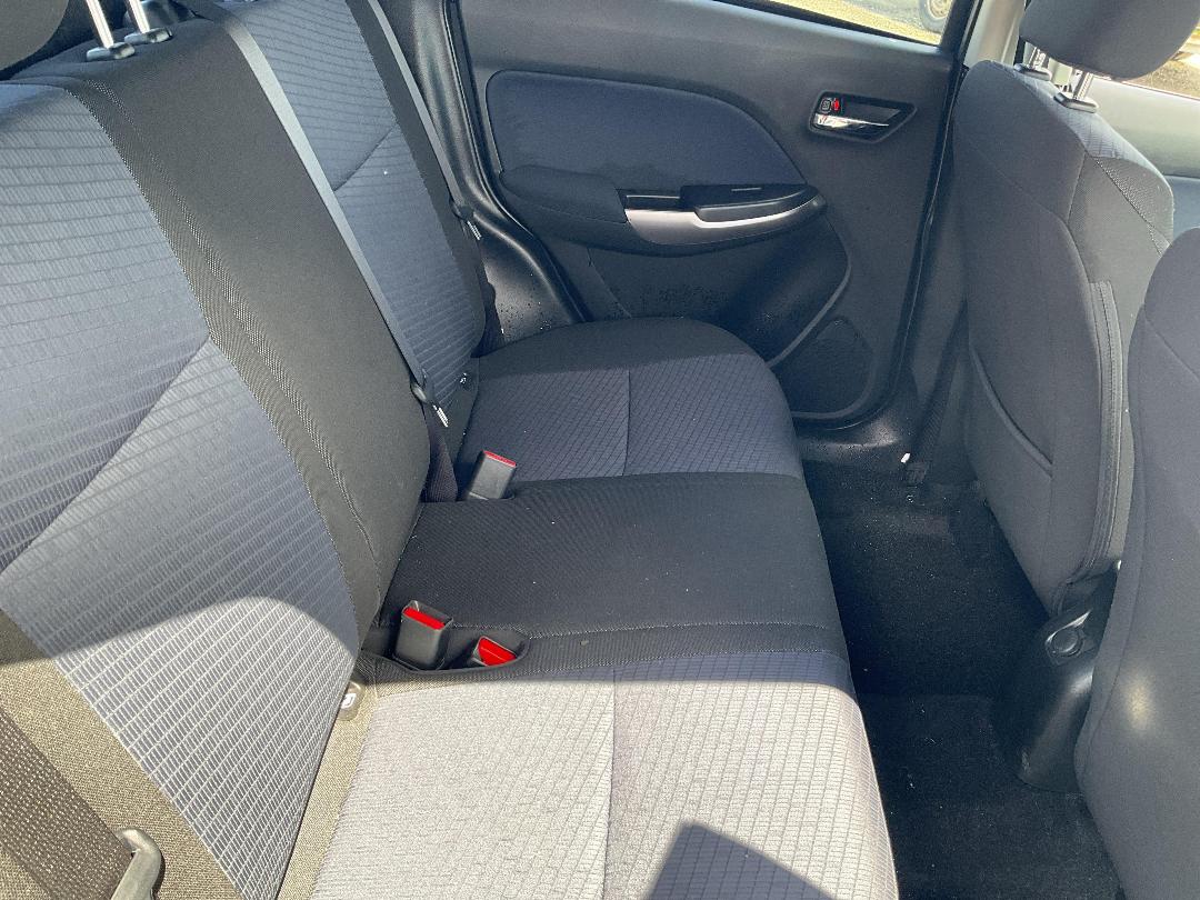 Photo '17' of Suzuki Baleno Glxa