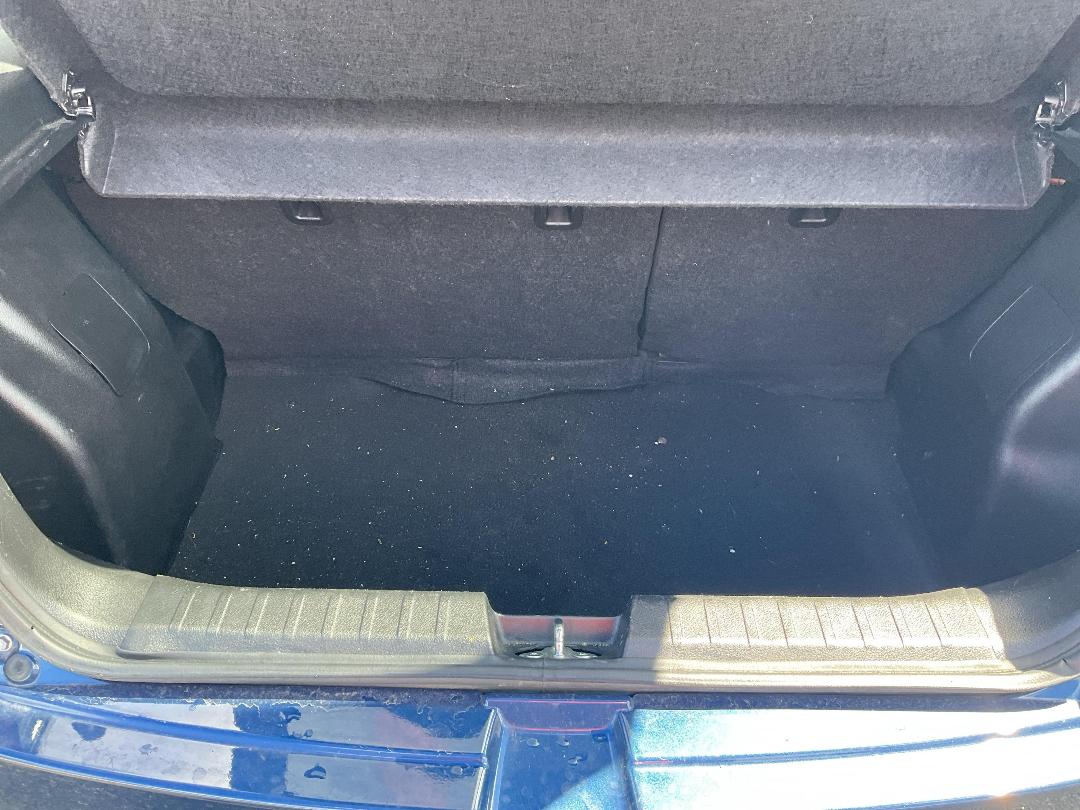 Photo '18' of Suzuki Baleno Glxa