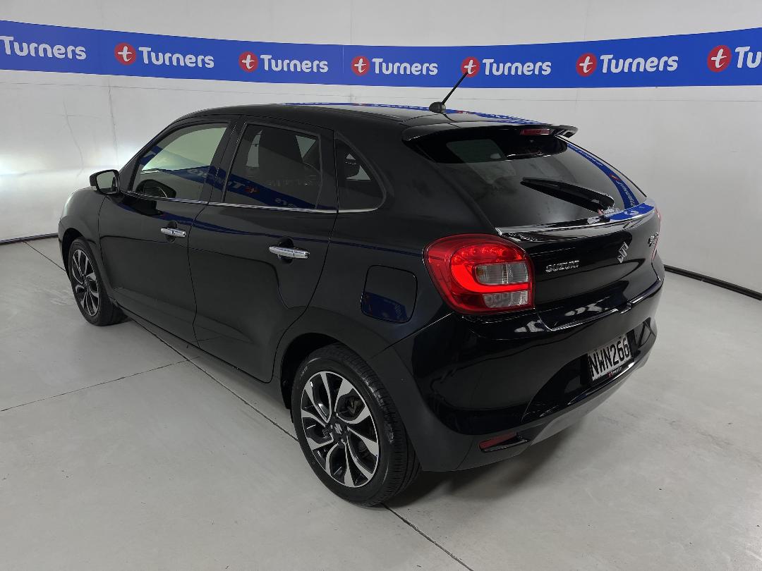 Photo '5' of Suzuki Baleno Photo '5' of Suzuki Baleno