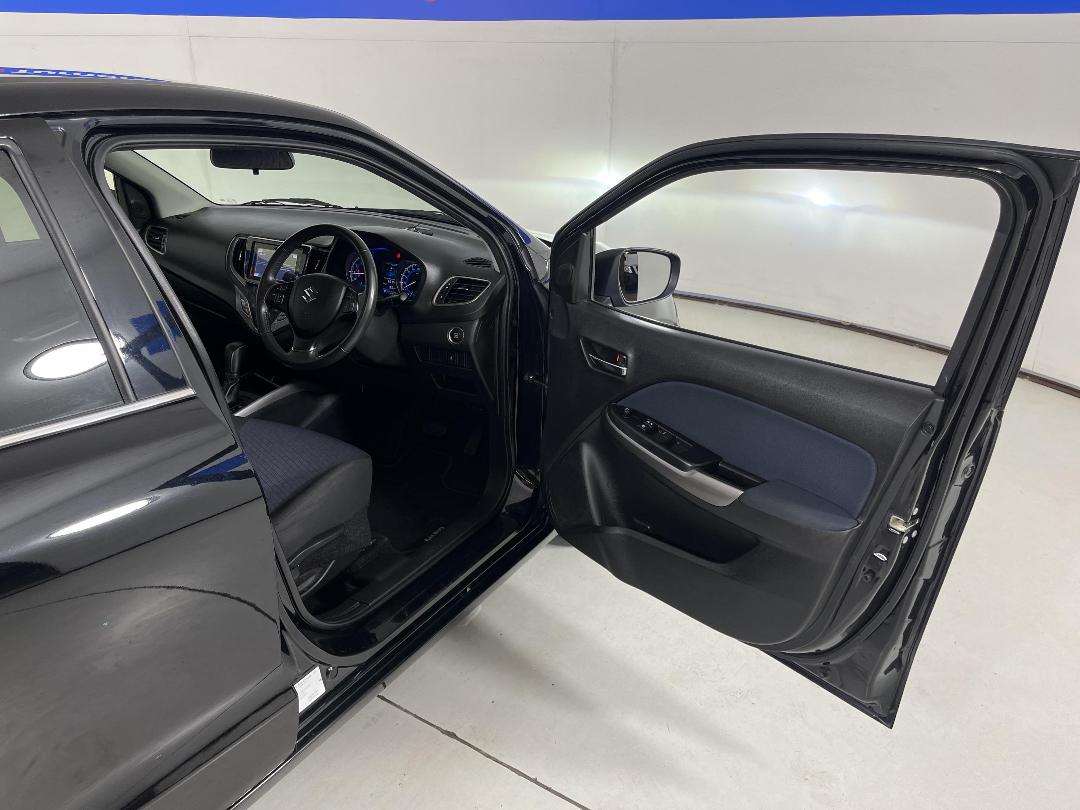 Photo '15' of Suzuki Baleno Photo '15' of Suzuki Baleno