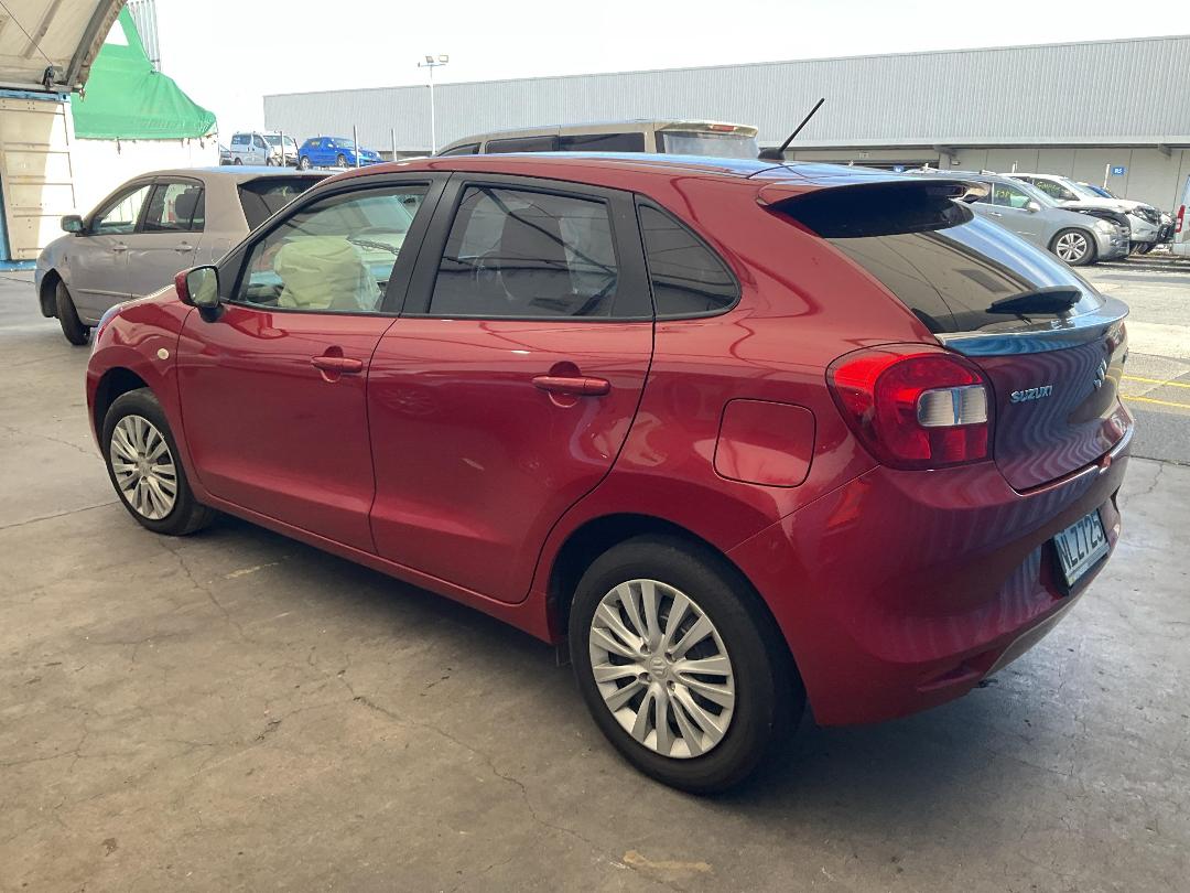 Photo '6' of Suzuki Baleno Glxa