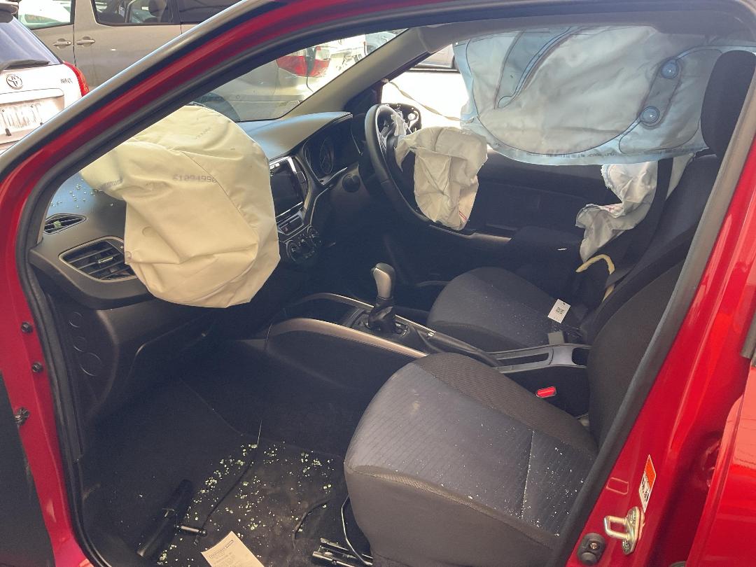 Photo '15' of Suzuki Baleno Glxa