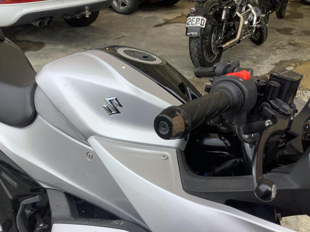 Photo '5' of Suzuki GSX150 FDF GIXXER Photo '5' of Suzuki GSX150 FDF GIXXER
