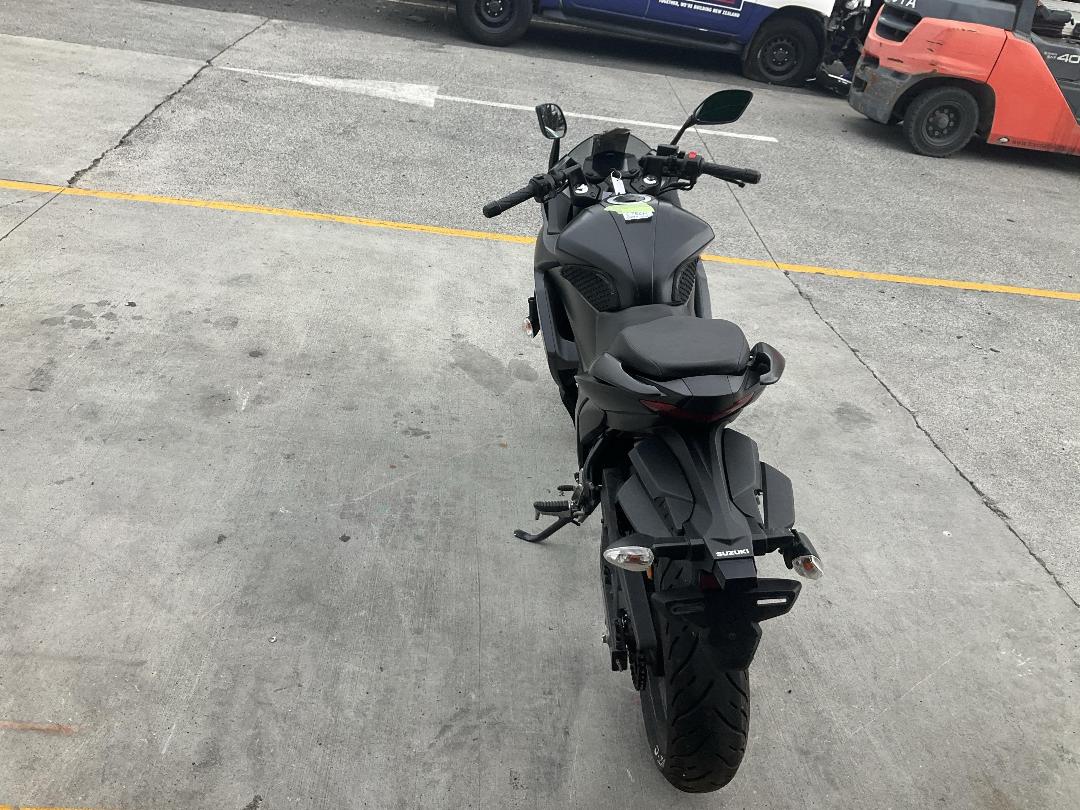 Photo '6' of Suzuki GSX250Frll9 no submodel Photo '6' of Suzuki GSX250Frll9 no submodel